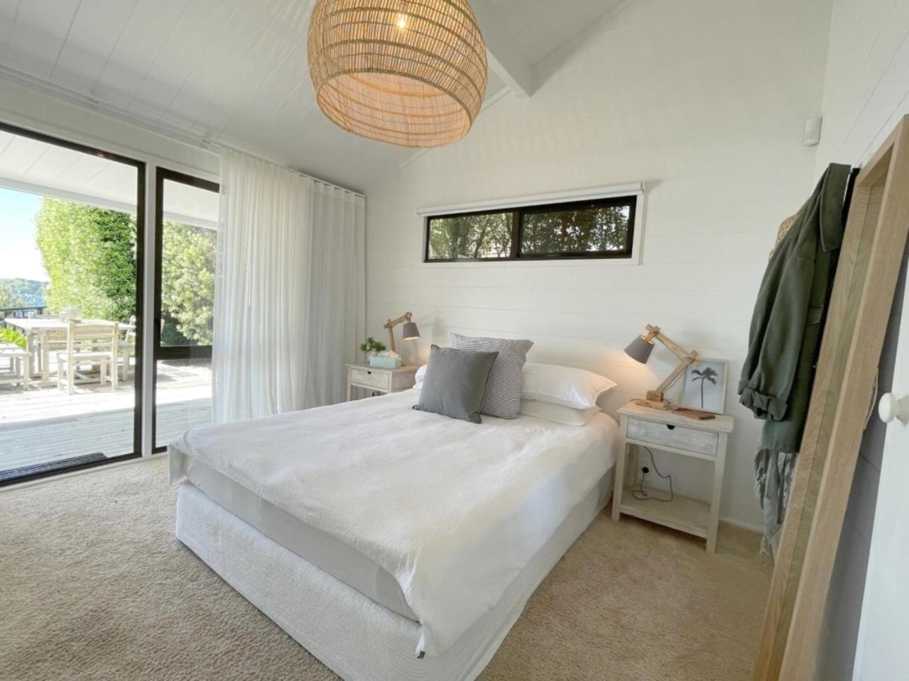Seaview Estate - Stay Waiheke Onetangi Exterior photo